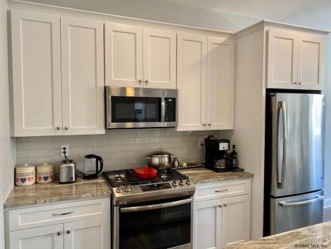 77 Van Dam Street Saratoga Springs NY 12866