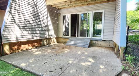 23 Tenandaho Lane Mechanicville NY 12118