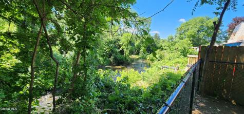 23 Tenandaho Lane Mechanicville NY 12118