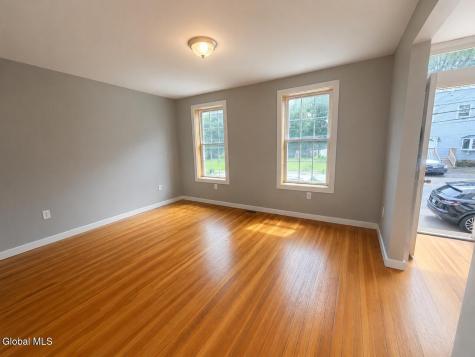 193 Livingston Avenue Albany NY 12210