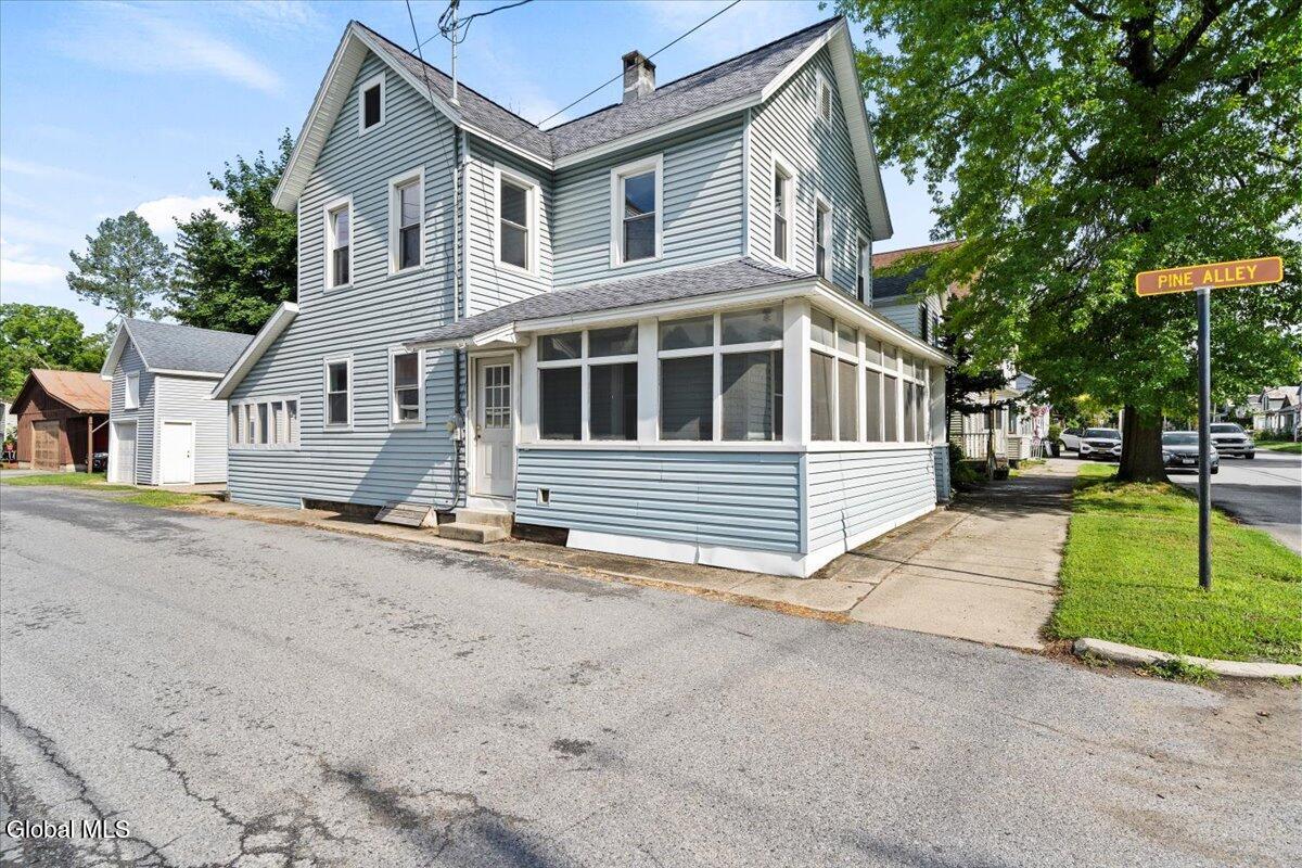 107 Clinton Street Saratoga Springs NY 12866