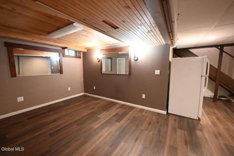 229 Middletown Road Waterford NY 12188