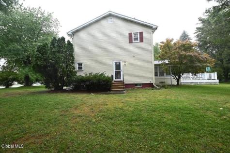 229 Middletown Road Waterford NY 12188