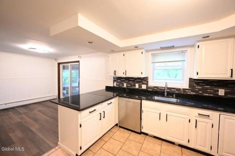 229 Middletown Road Waterford NY 12188