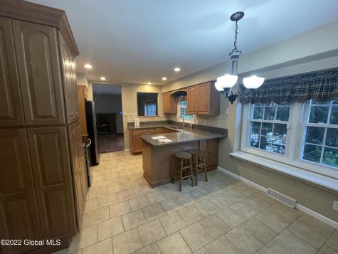 63 Swatling Road Latham NY 12110