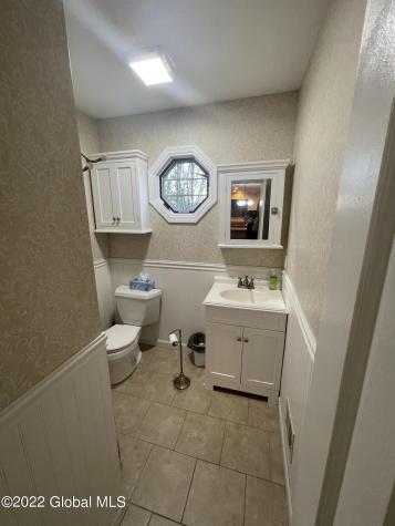 63 Swatling Road Latham NY 12110