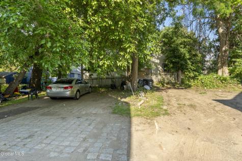 635 Crane Street Schenectady NY 12303