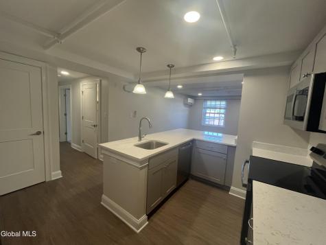 200 Broadway Troy NY 12180