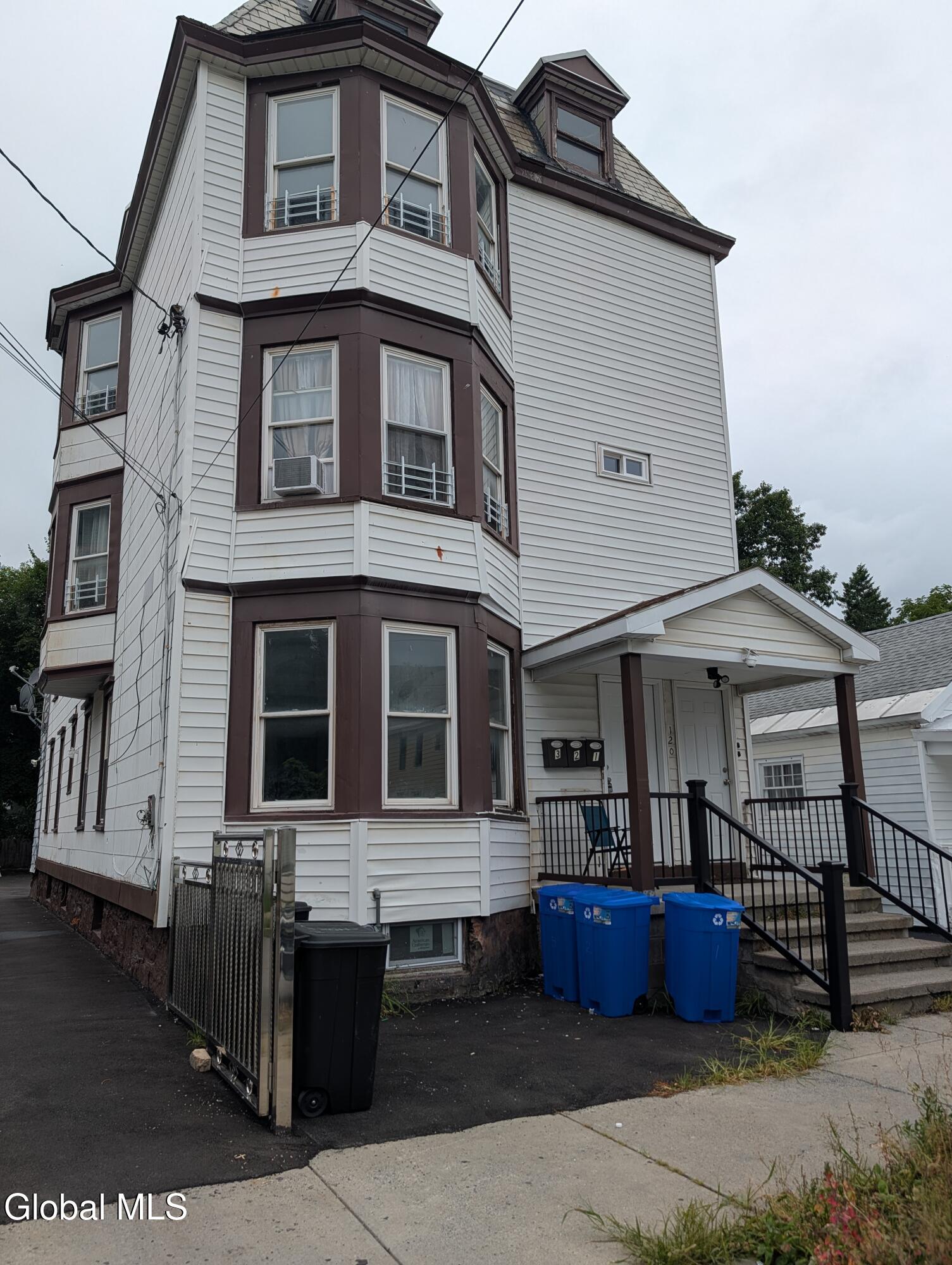 120 Degraff Street Schenectady NY 12308