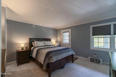 11 Cottage Street Saratoga Springs NY 12866