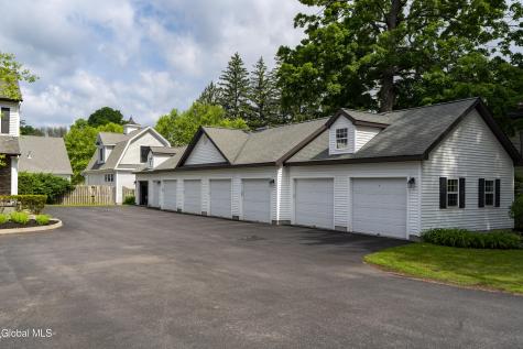 11 Cottage Street Saratoga Springs NY 12866