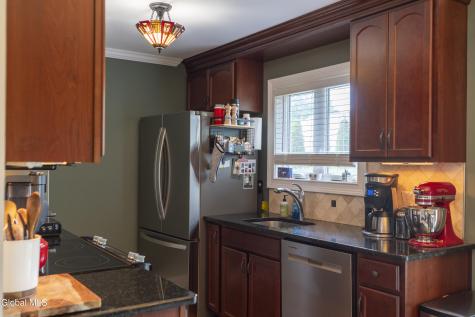 11 Cottage Street Saratoga Springs NY 12866