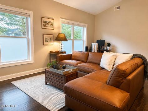 289 Jefferson Street Saratoga Springs NY 12866