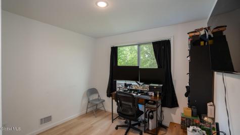 2 Giovanni Court Troy NY 12180