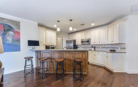 38 High Rock Avenue Saratoga Springs NY 12866