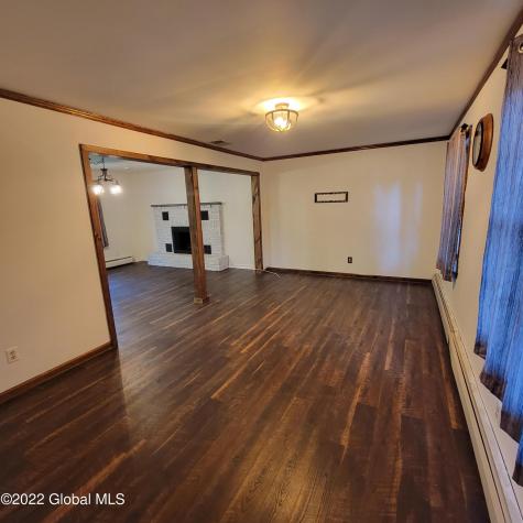 104 Serif Lane Schenectady NY 12303