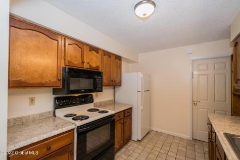 29 Quail Court Saratoga Springs NY 12866