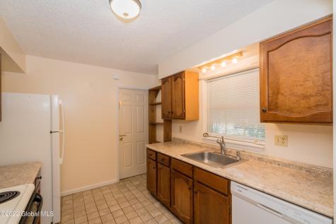 29 Quail Court Saratoga Springs NY 12866