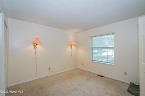 29 Quail Court Saratoga Springs NY 12866