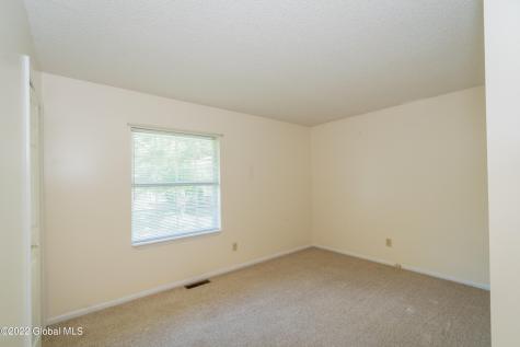 29 Quail Court Saratoga Springs NY 12866