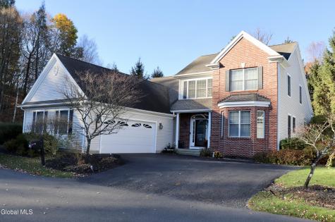 9 Hughes Common Slingerlands NY 12159