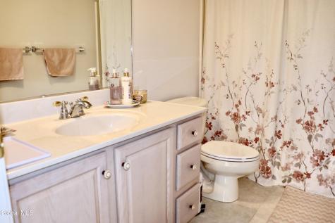 9 Hughes Common Slingerlands NY 12159