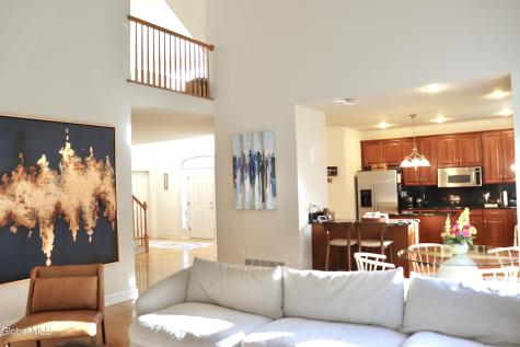 9 Hughes Common Slingerlands NY 12159
