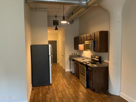 733 Broadway Albany NY 12207
