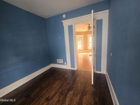 26 Steele Avenue Gloversville NY 12078