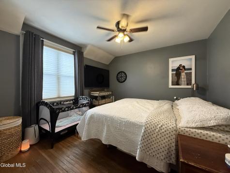 21 Baker Street Gloversville NY 12078
