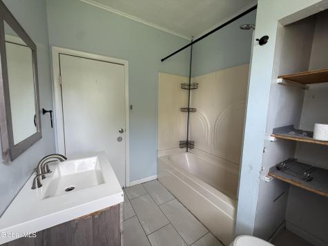 403 2nd Street Troy NY 12180