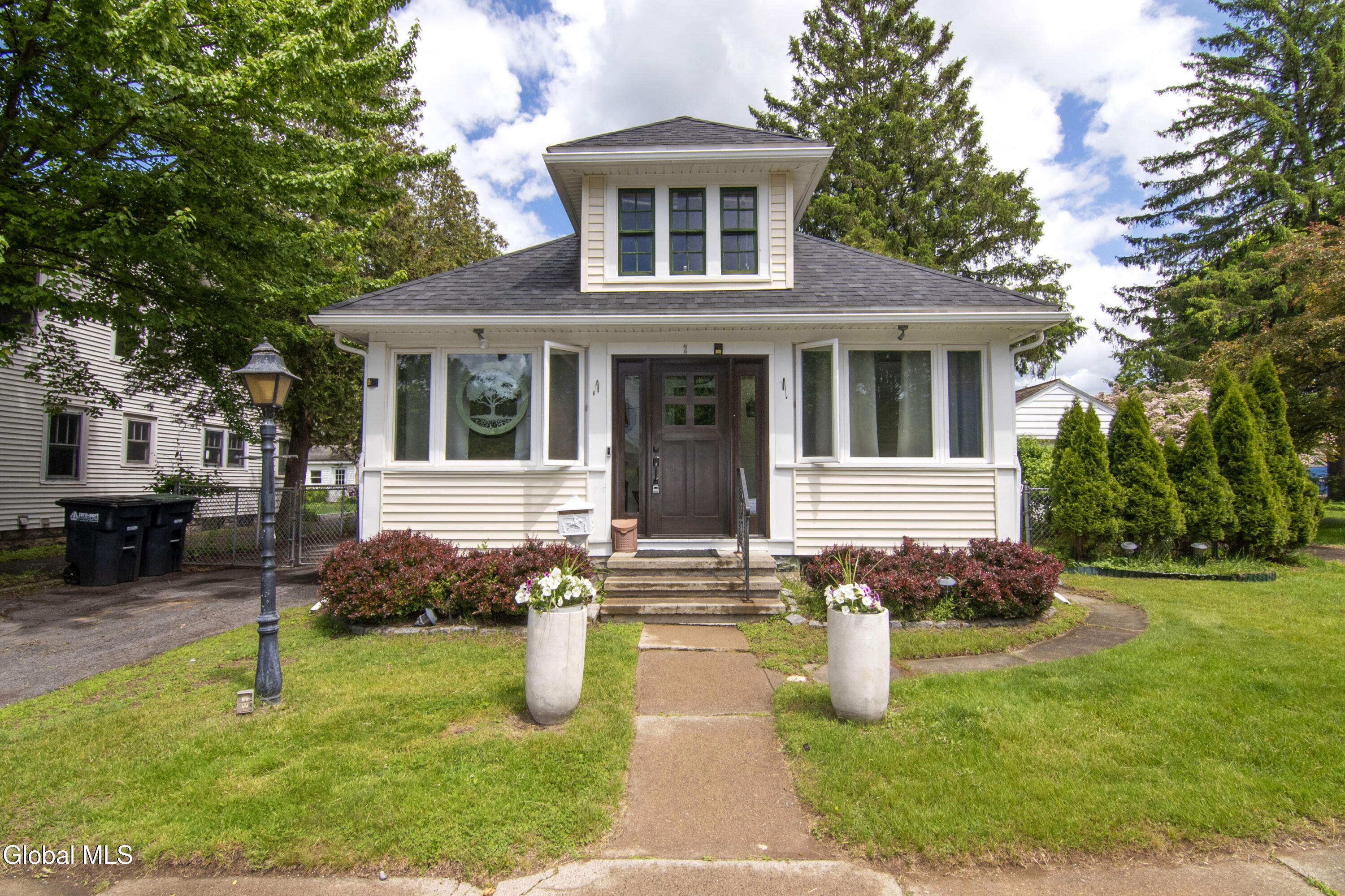 2 Ritchie Place Saratoga Springs NY 12866