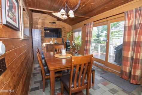 2 Ritchie Place Saratoga Springs NY 12866