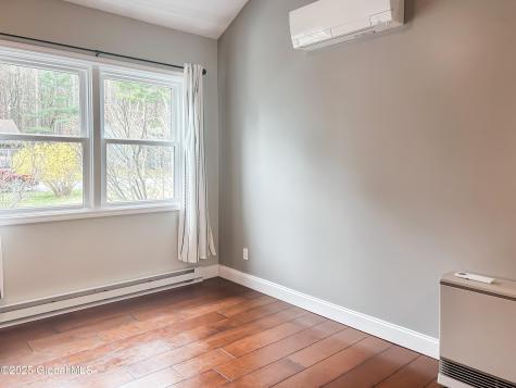 72 Pepperbush Place Malta NY 12020