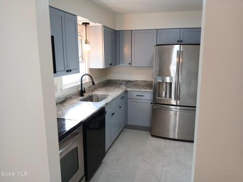 3 Mohawk View Road Latham NY 12110
