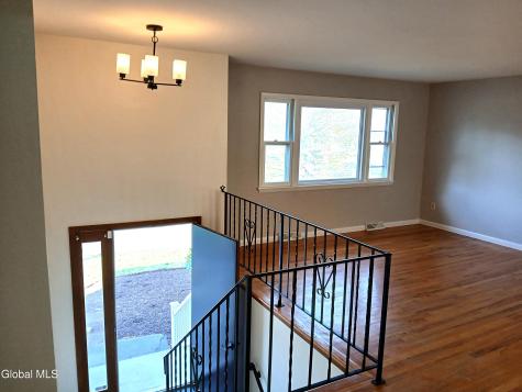 3 Mohawk View Road Latham NY 12110