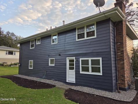 3 Mohawk View Road Latham NY 12110
