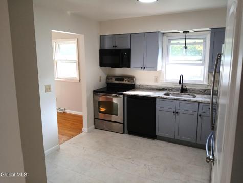 3 Mohawk View Road Latham NY 12110