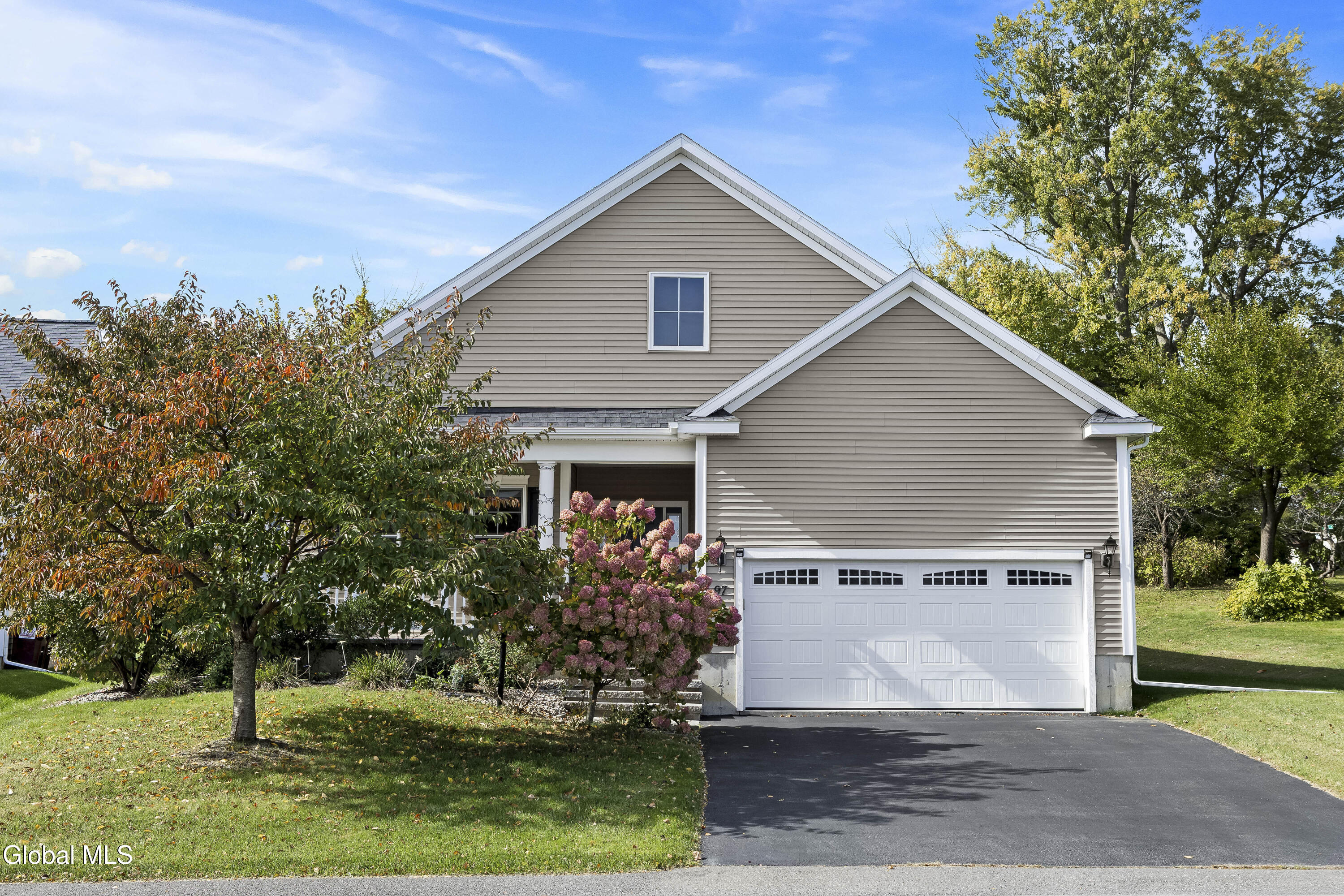 97 Waverly Circle Watervliet NY 12189