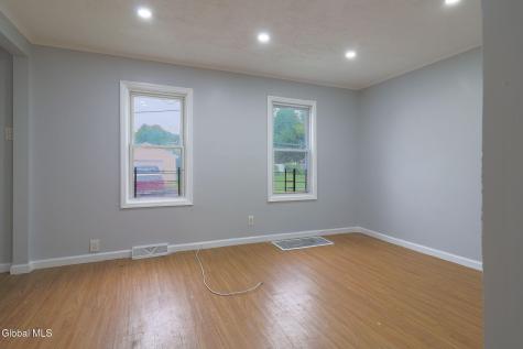 111 Duane Avenue Schenectady NY 12307