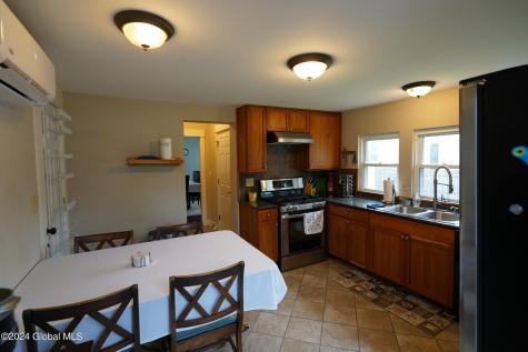 129 Jefferson Street Saratoga Springs NY 12866