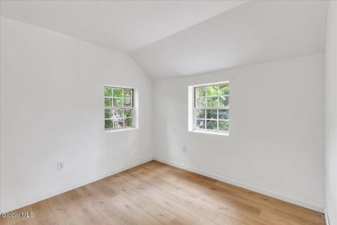 7 Clearwater Street Ravena NY 12143