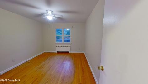 31 Parkwood Street Albany NY 12208