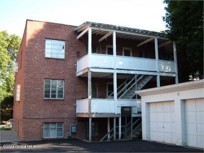 31 Parkwood Street Albany NY 12208