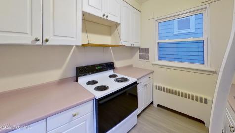 31 Parkwood Street Albany NY 12208