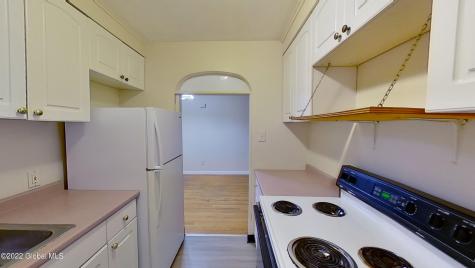 31 Parkwood Street Albany NY 12208