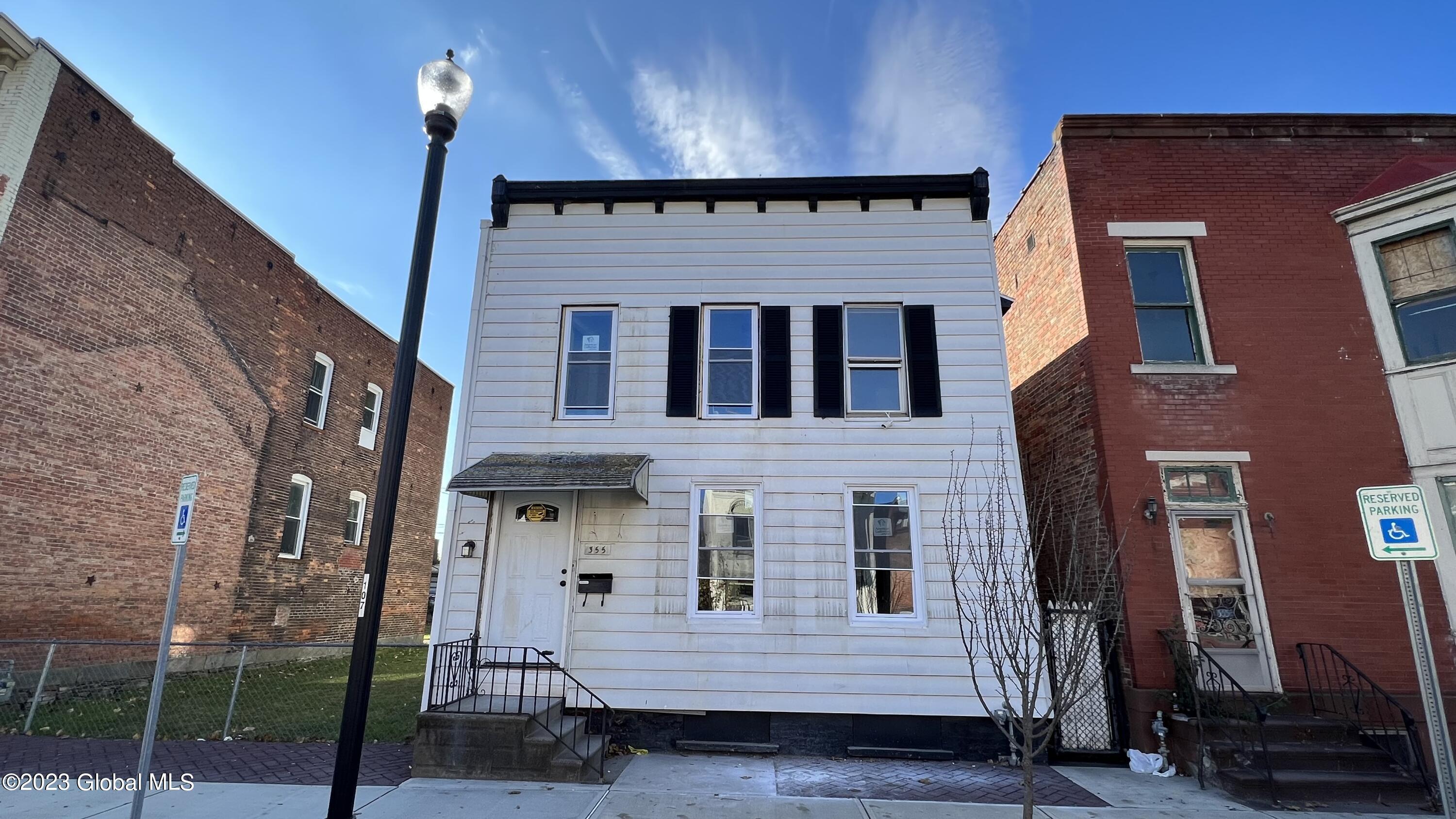 355 4th Street Troy NY 12180