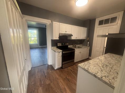 17 Ash Grove Place Albany NY 12202