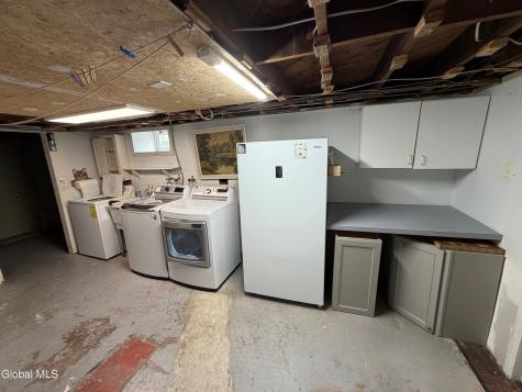 2204 Dean Street Niskayuna NY 12309