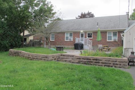 2204 Dean Street Niskayuna NY 12309